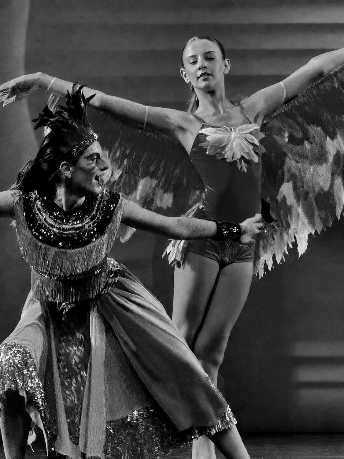 Allieve in costume dietro le quinte